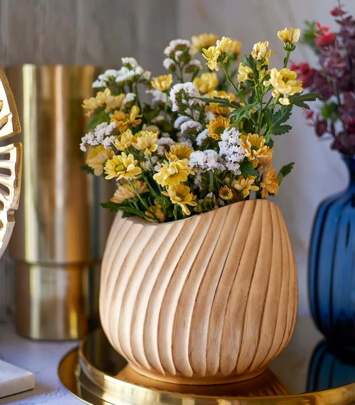 Wooden Swirl Vase